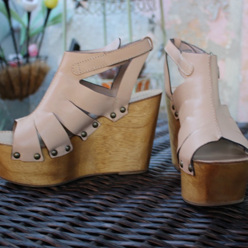 NIB Madison Harding Platform Sandal Nude Leather 8 - Picture 5 of 10